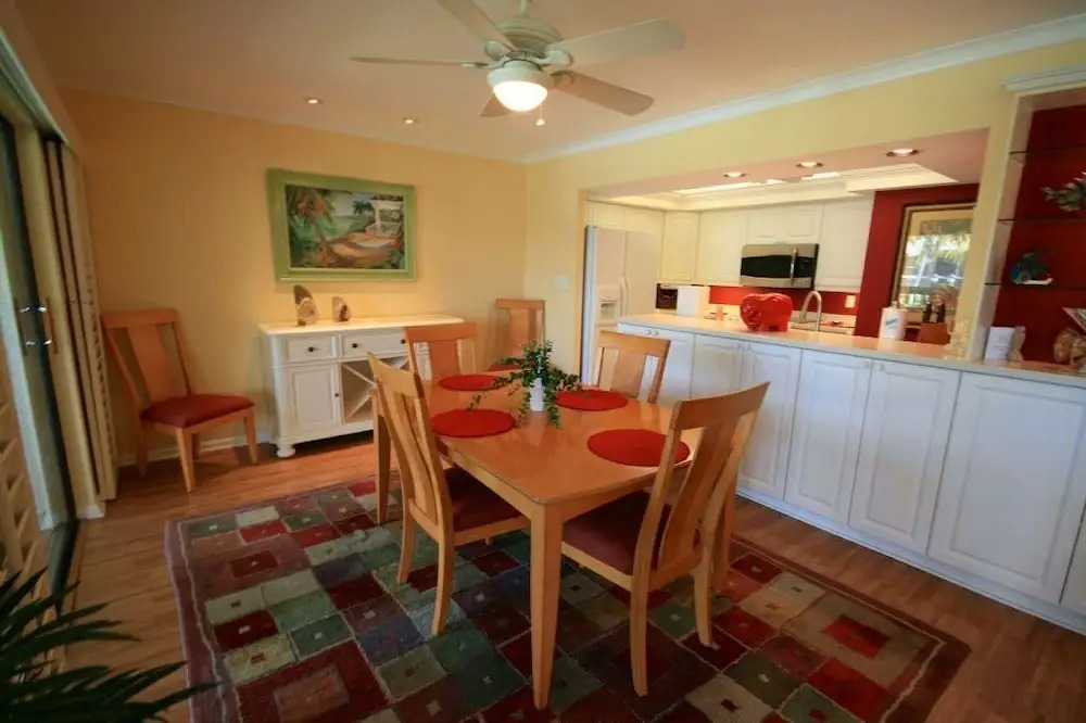 Seaview Court Condo 537