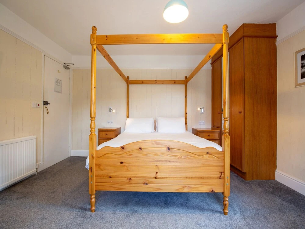 Padarn Hotel