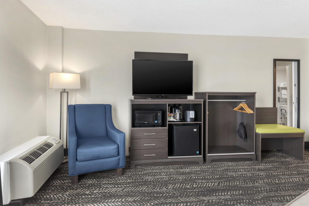 Best Western Plus Wausau Tower Inn
