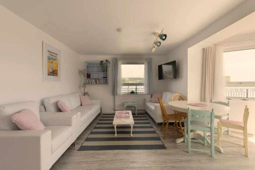 1 Quayside Court
