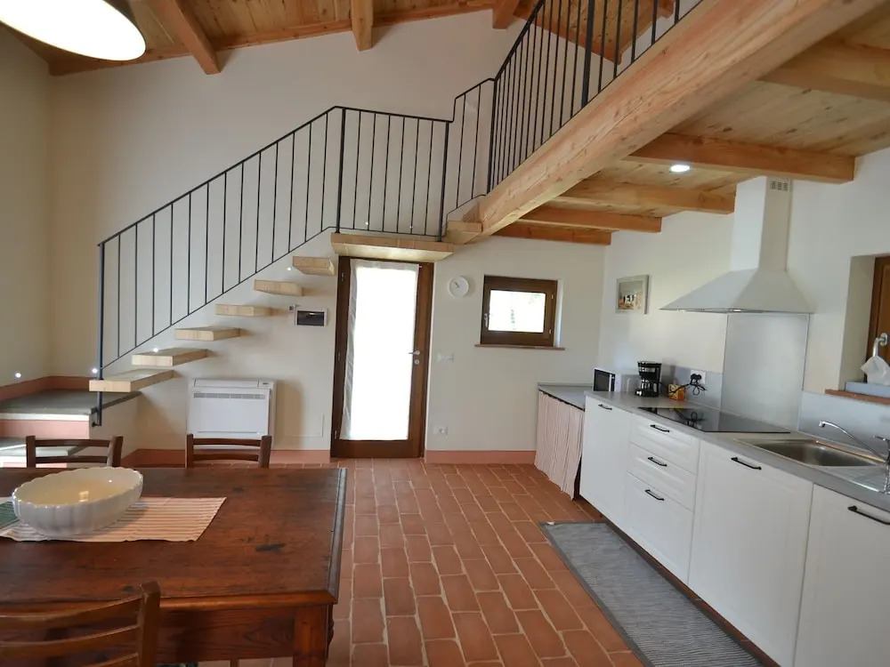 Visit Arezzo, Cortona and Siena and Then Jump in the Private Pool at Home