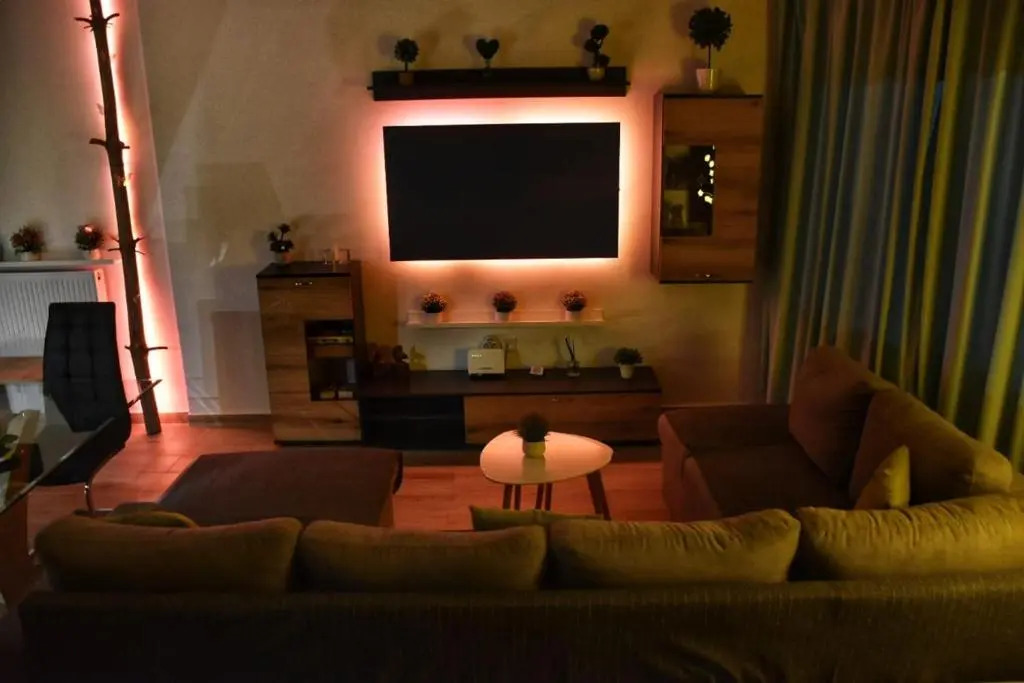 Alexander apartment serres