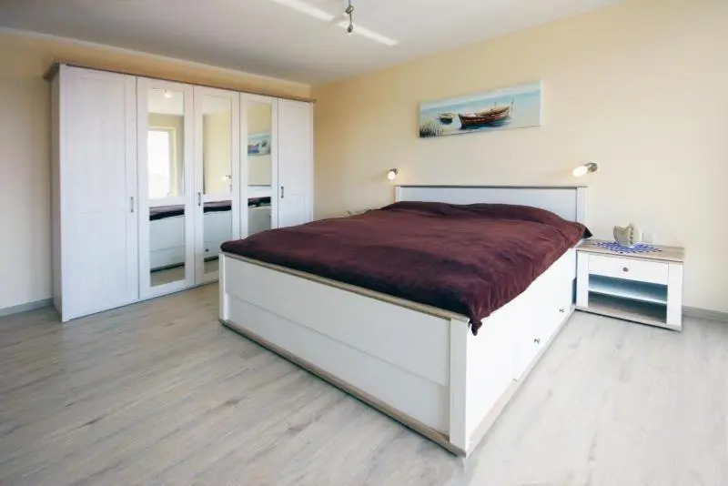 Yachthafenresidenz-Wohnung-9209-897
