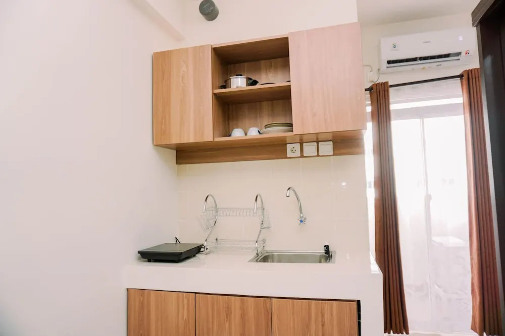 Comfy and Modern Studio  at Loftvilles City Apartment By Travelio