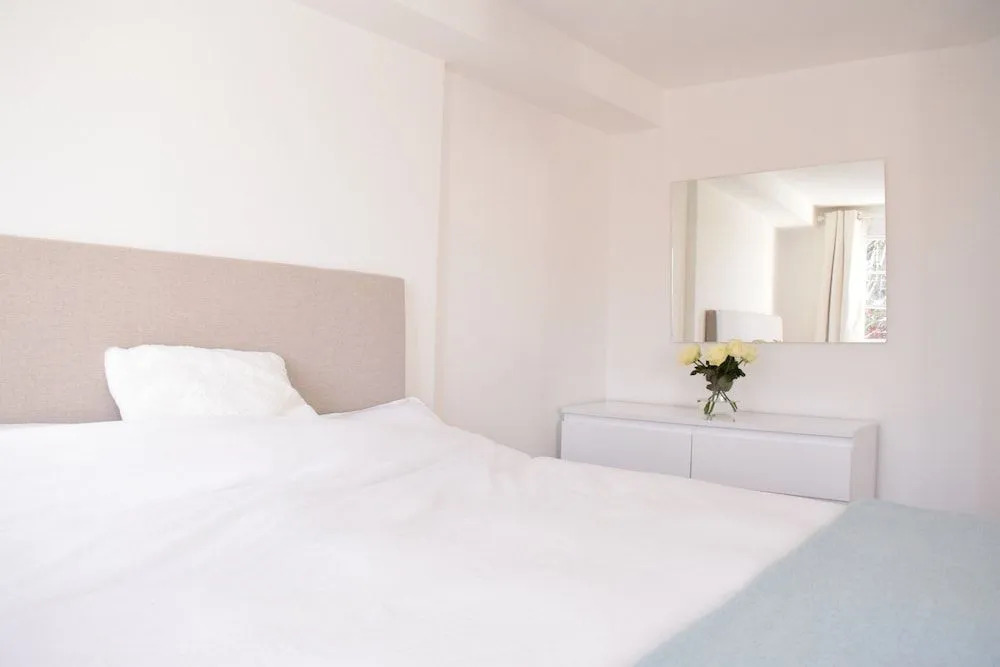 1 Bedroom Flat in Angel With Balcony