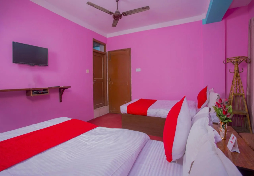 OYO 243 Saypatri Guest House