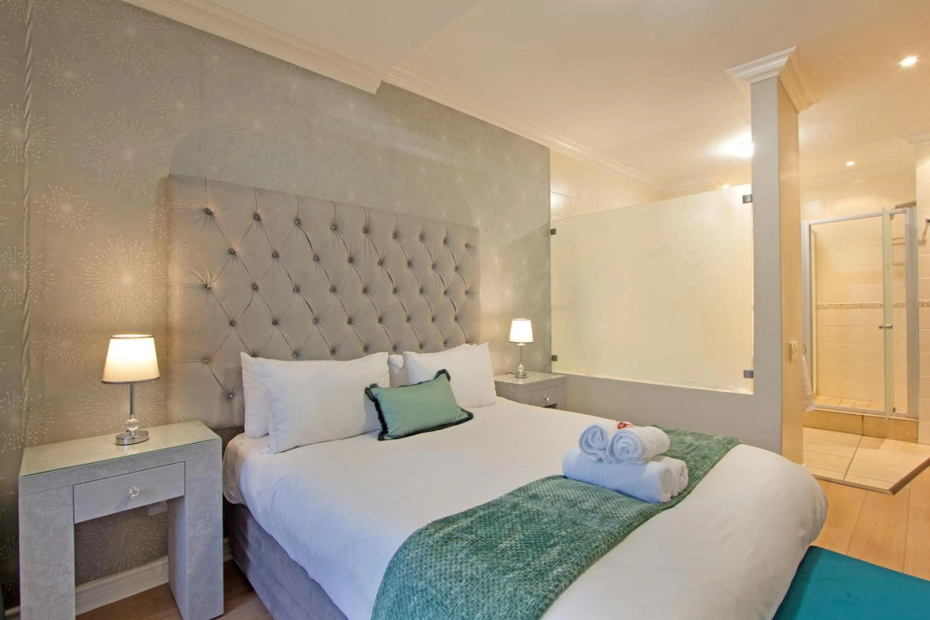 Seaside Village B22 by Host Agents