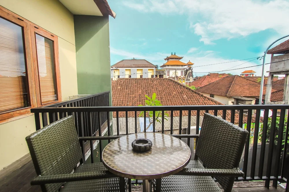 Kuta Legian Villa