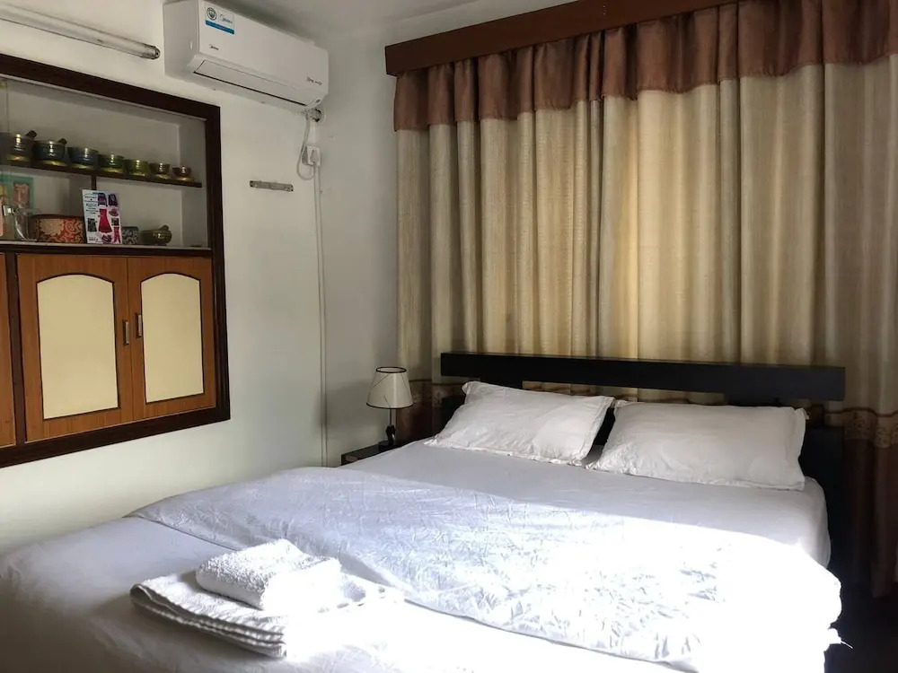Shanti Apartment 2bhk Thamel 5 min Walk 2nd Floor