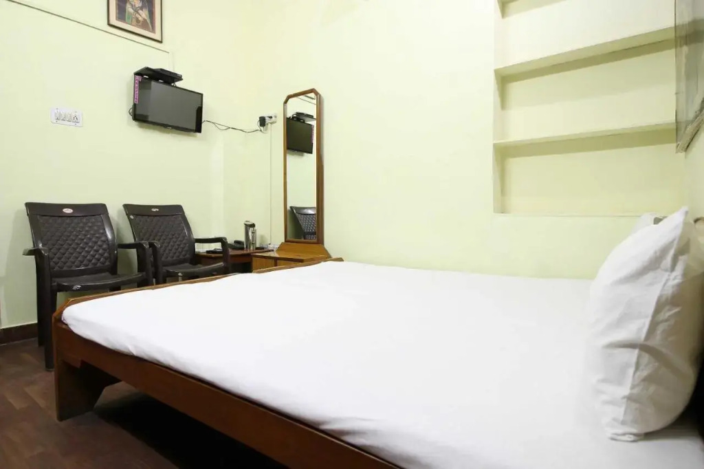 SPOT ON 38614 Shree Shyam Guest House