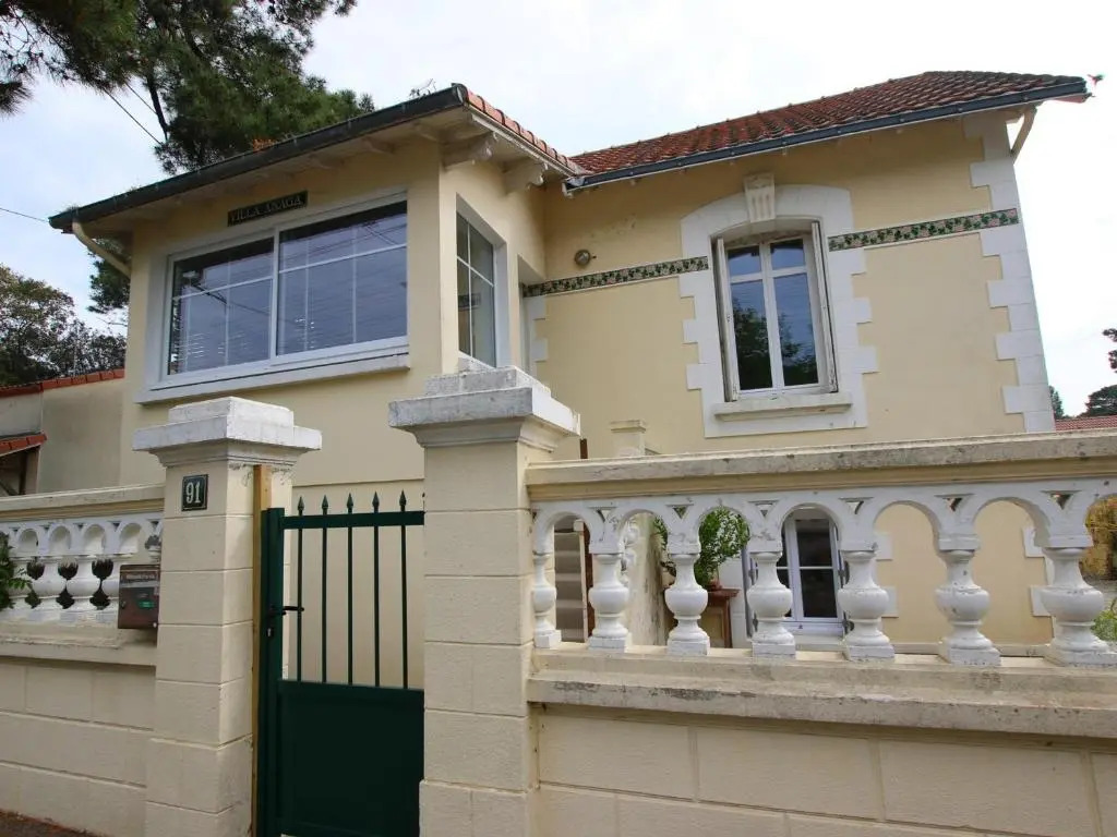 Appartement 2 Chambres avec Jardin Privé Proche Plage - FR-1-364-133