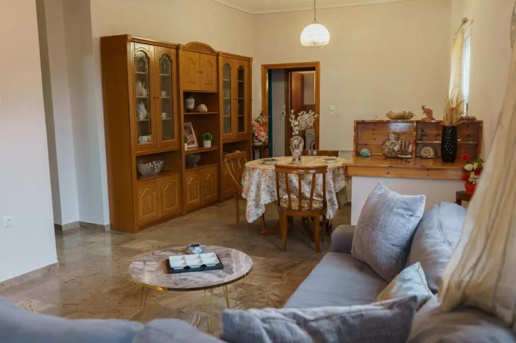 Tsigkos Apartment !