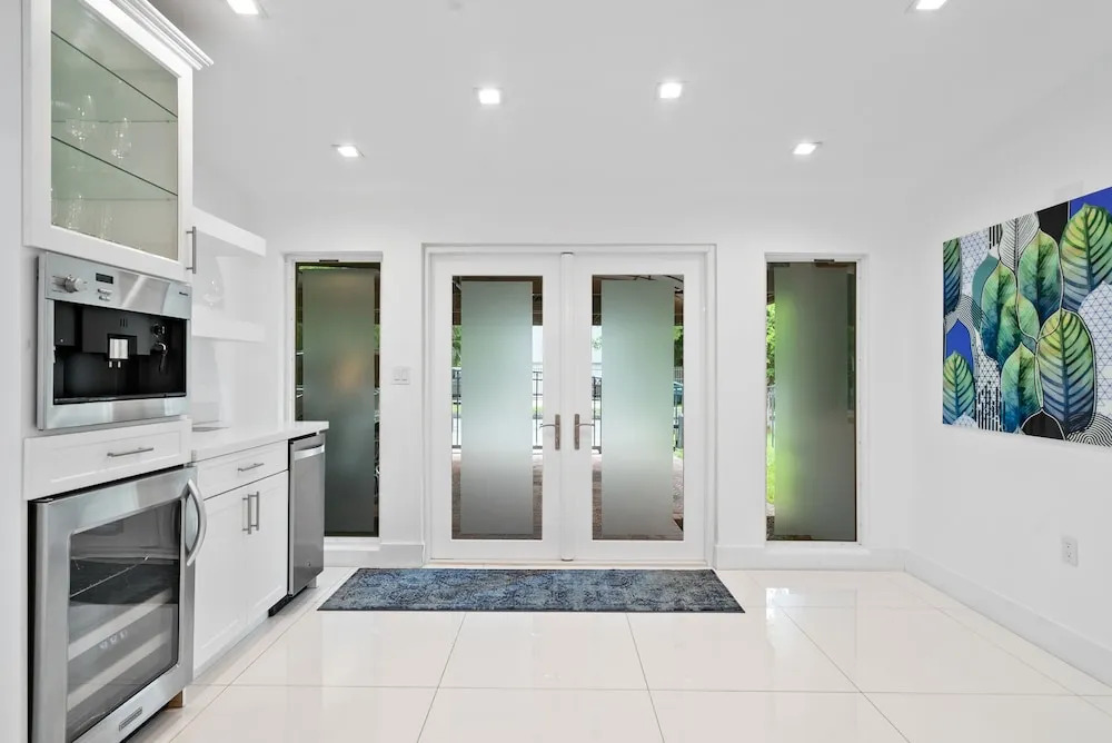 Wonderful 5BR House At Brickell Miami