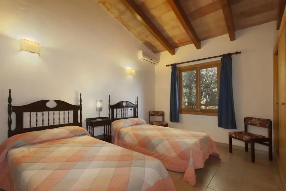 Villa - 3 Bedrooms with Pool and WiFi - 103177