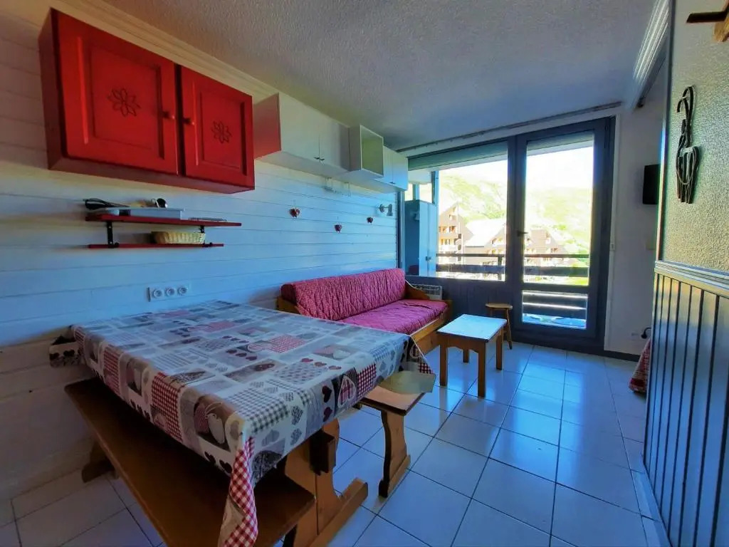 Appartement Les Menuires, 1 pièce, 4 personnes - FR-1-452-259