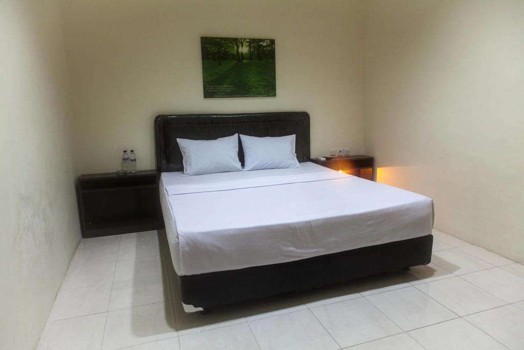 Mahkota Hotel Genteng