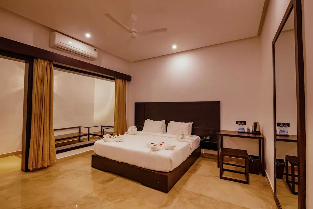 The Saravi Resort