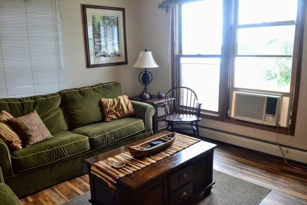 Billy's Lakeview 3 Bedroom Home