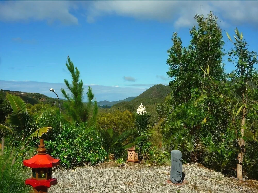 Tour du Monde, Gîte Des Voyageurs