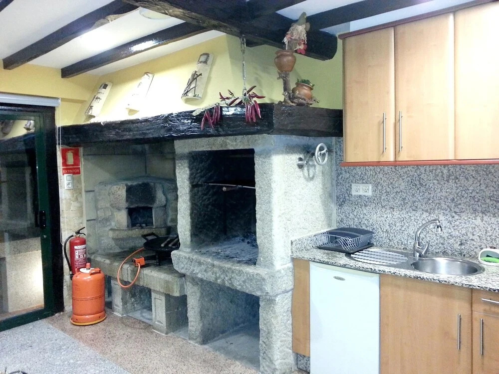 House With 5 Bedrooms in Cuntis, With Wonderful Lake View, Private Poo