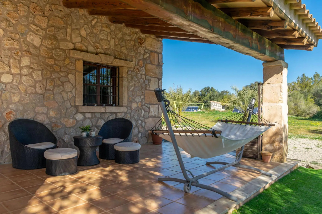CAN GREVER - Charming country house with private pool. Ideal for couples. Free WIFI.