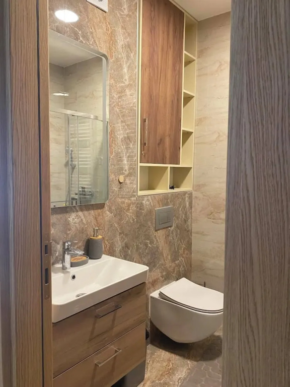 New, Complete Equipped Apartment With Spa, Indoor Pool and Parking Place!!