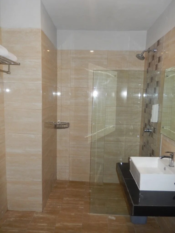 Grand Amira Hotel
