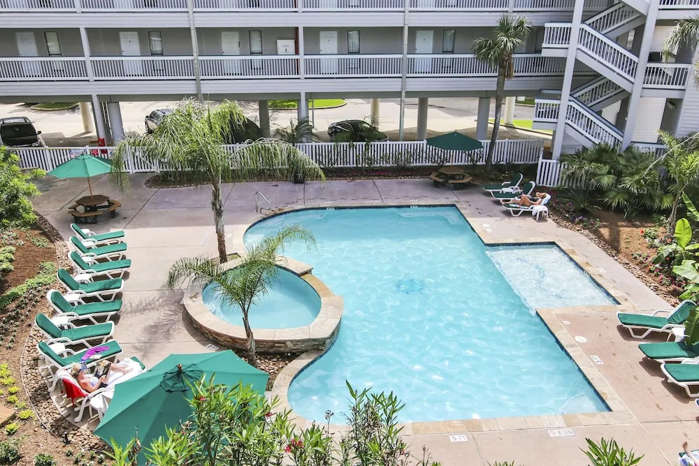 Casa Del Mar 102-beach N Time 1 Bedroom 1 Bathroom Condo