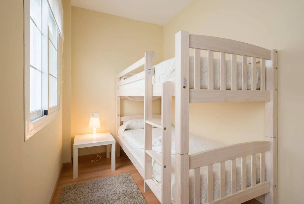  Shiny Lud Family Apartment