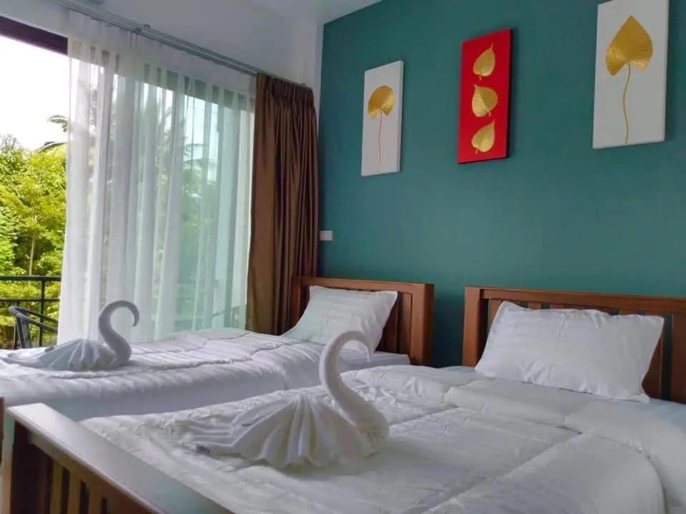 The Warmth Hotel (SHA Extra Plus)