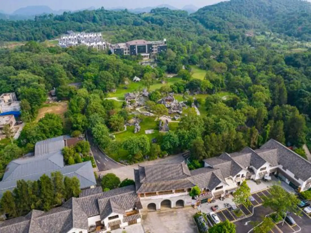Stone Hotel