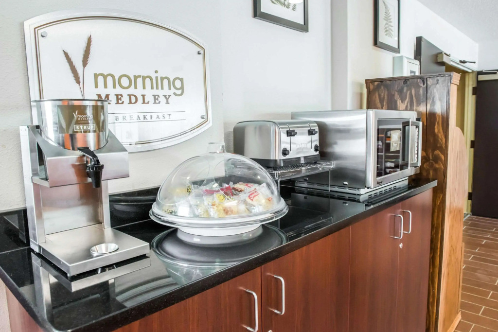 Days Inn & Suites Bridgeport - Clarksburg