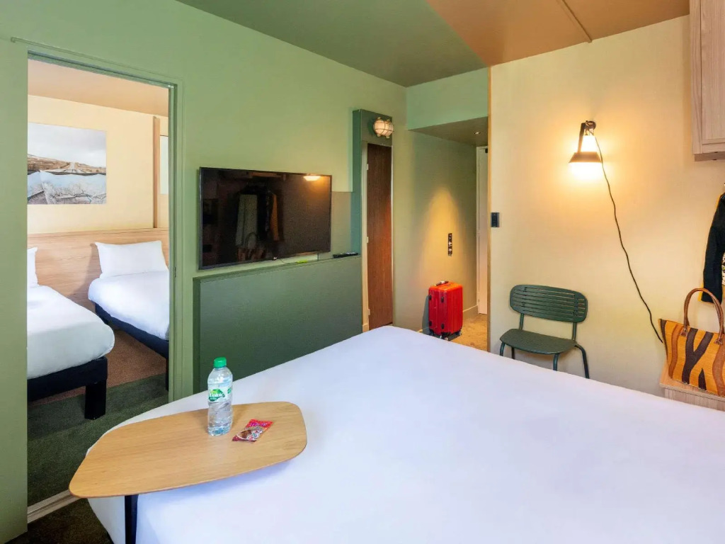 IBIS STYLES Rouen Parc Expos Zenith