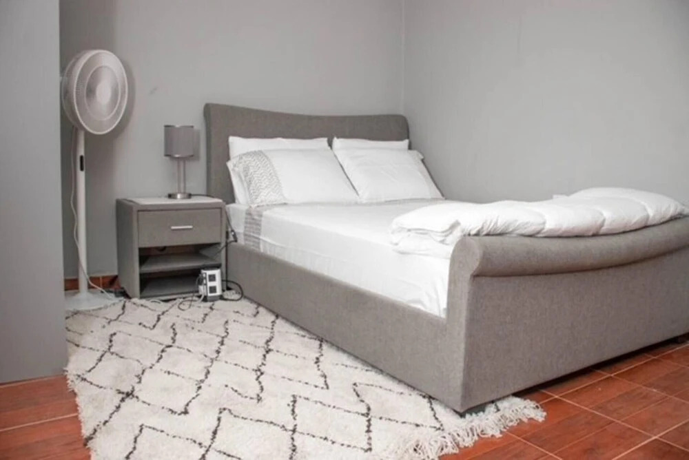 Full AirCon- 3Bed Villa- A c- WiFi- HotWater
