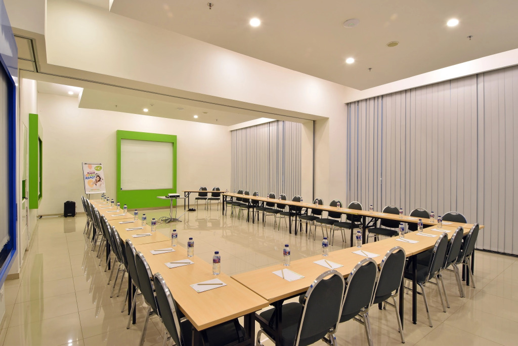 POP! Hotel Kelapa Gading