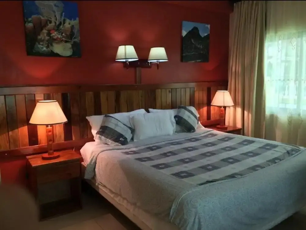 Caye Caulker Plaza Hotel