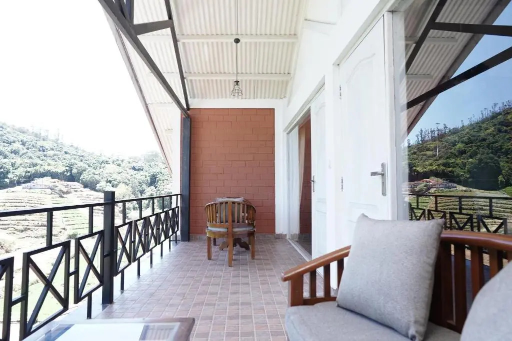 Tea Leaf Stays by Brown Tree Resorts