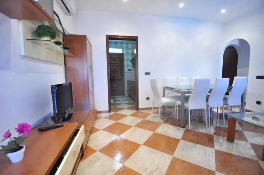 Villa Vista a la Piscina Para 6 Personas en Miami Playa