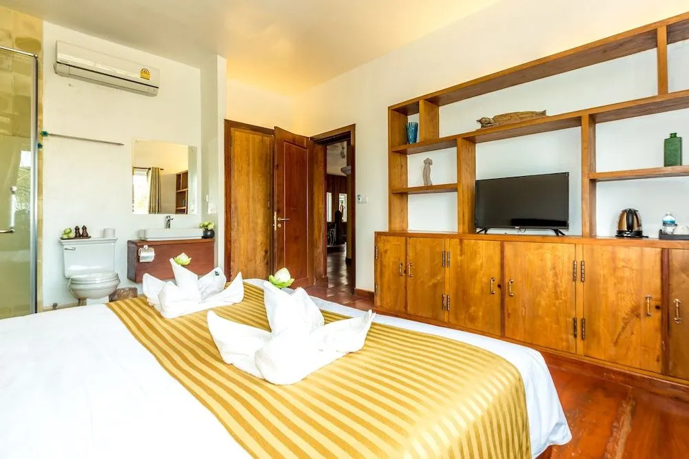 Sambath Reach D' Angkor Hotel