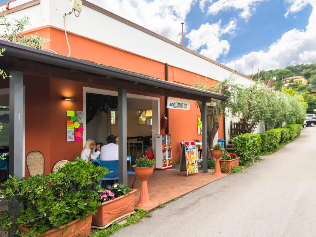 Serene Apartment in Manerba Del Garda with Pool