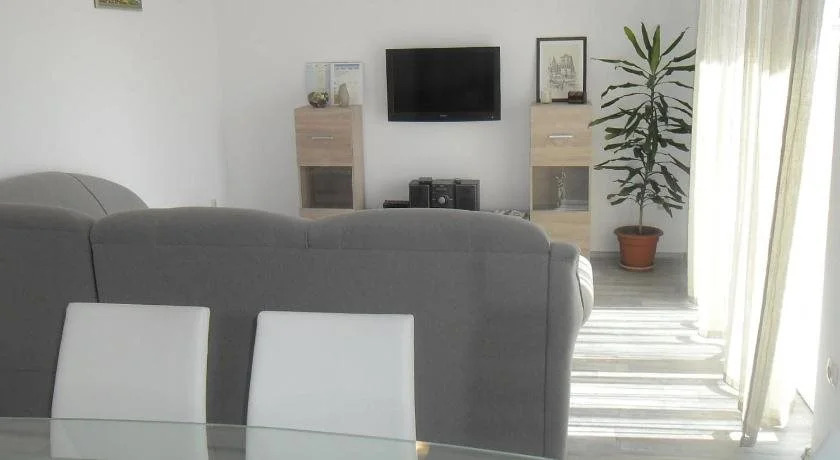 Apartments Robi