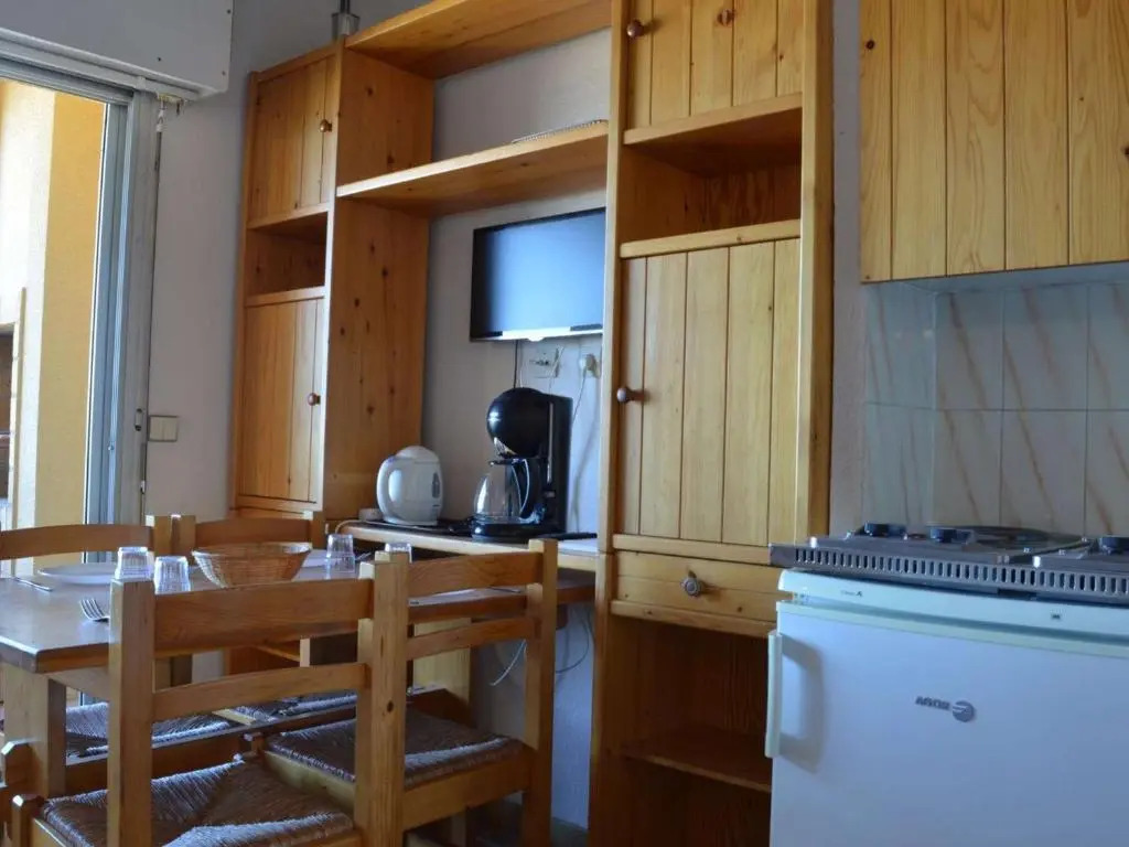 Appartement Saint-Cyprien, 2 pièces, 6 personnes - FR-1-225D-39