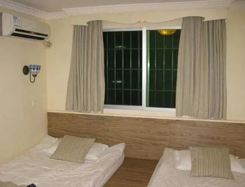 Chuxia Holiday Inn