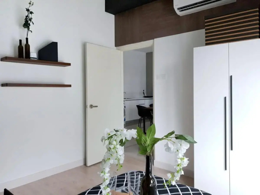 Stylish & Cozy 2BR Apt at Arte Plus, FREE Parking