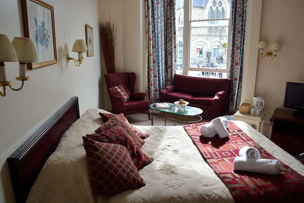 The Royal Hotel