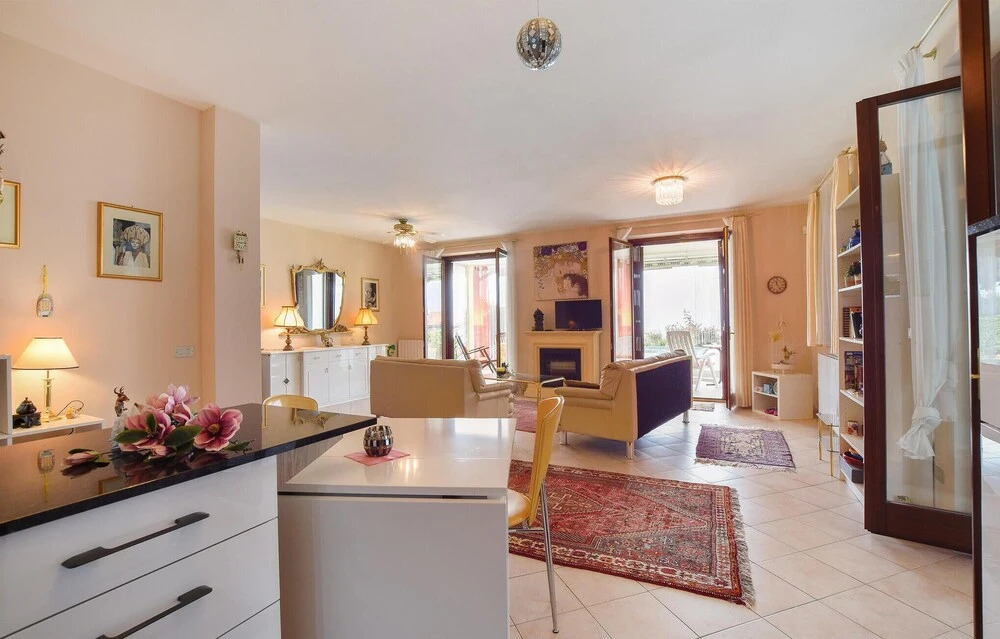 Beautiful Home in Lazise With 3 Bedrooms, Wifi and Outdoor Swimming Pool
