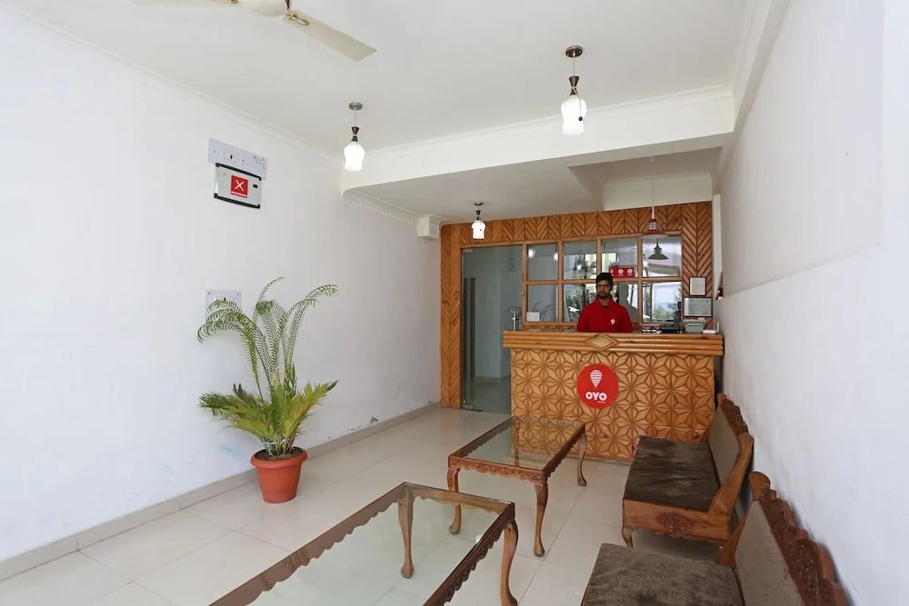 OYO 4759 Nishat Hill Resort