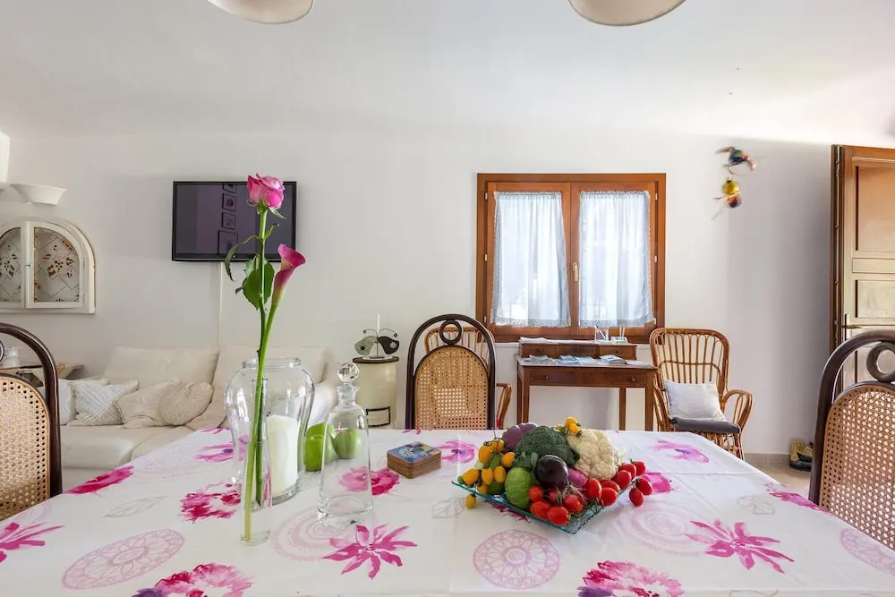 2500 Trulli La Formosa by Perle di Puglia
