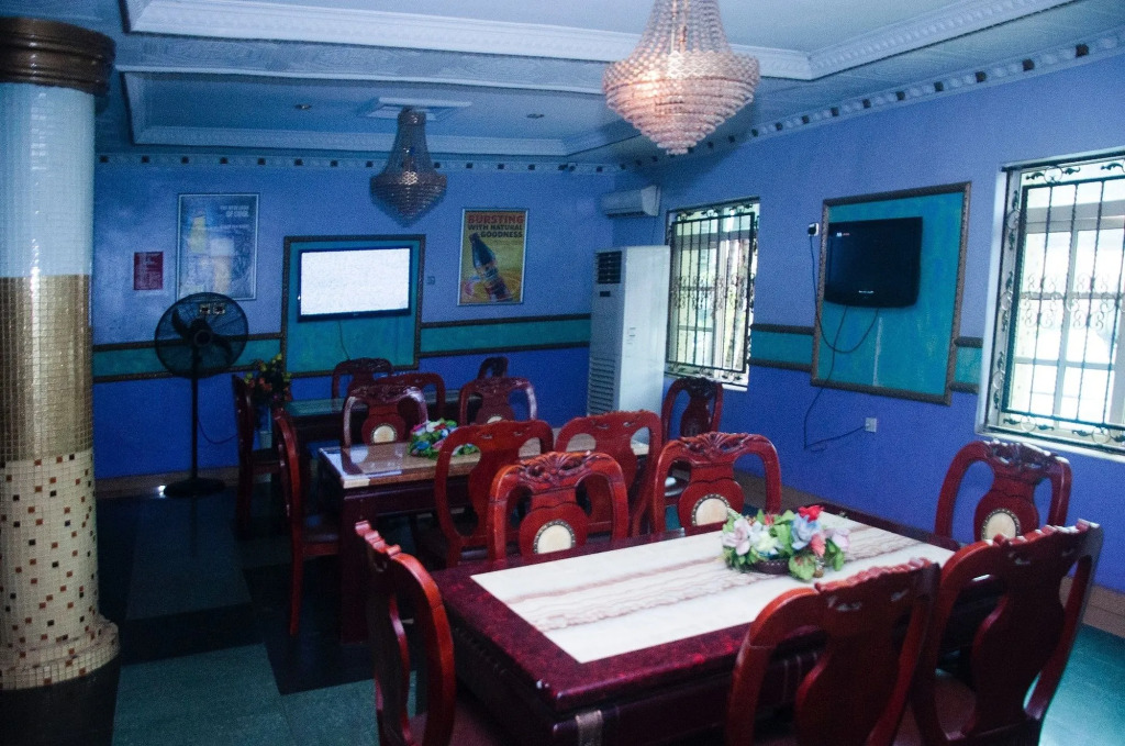 Abanet Hotel
