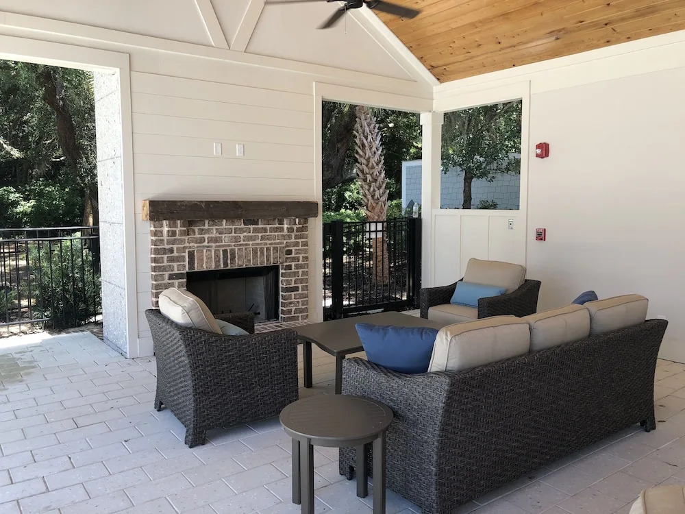 BRINEY BREEZE OCEAN OAKS home